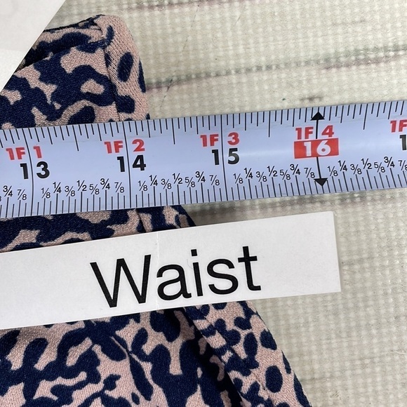 14th & Union Skirt Pink Blue Pencil Tie Split Front Size Medium - Picture 10 of 13